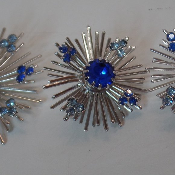 Sarah Coventry (Signed all 3 pieces) Starburst Atomic Brooch & Clip on Ear Rings - Picture 7 of 11